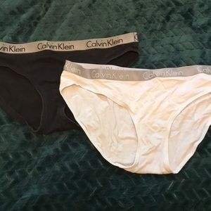 CK panty duo